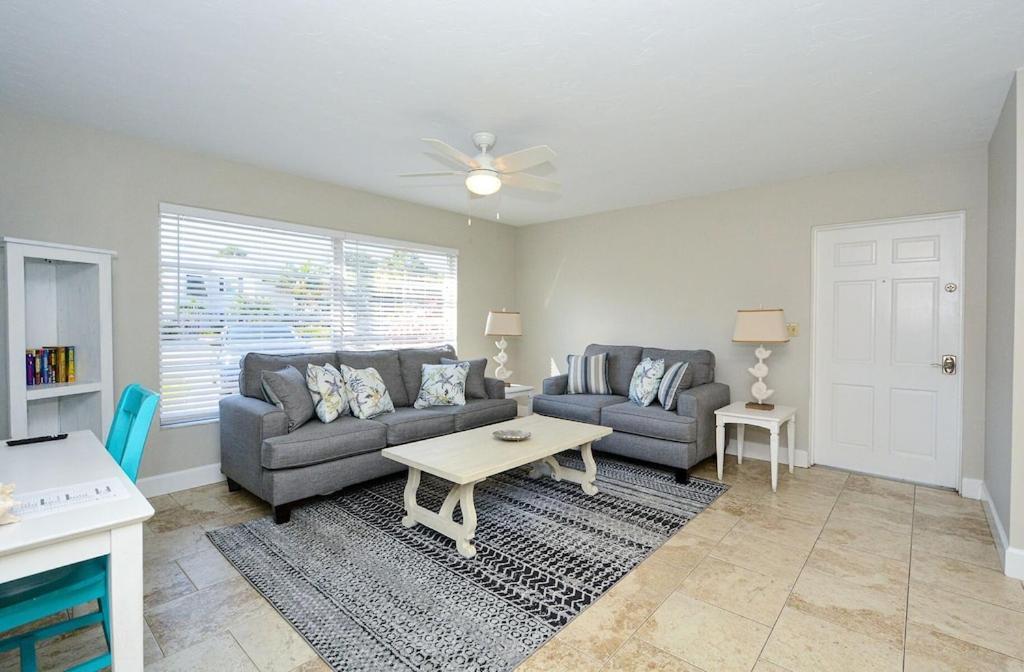 Canal 309 - Right In Siesta Key Village! Bagian luar foto