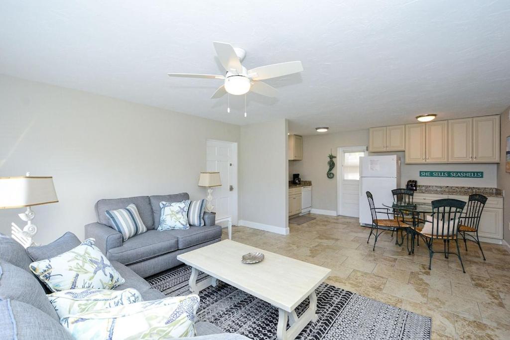 Canal 309 - Right In Siesta Key Village! Bagian luar foto