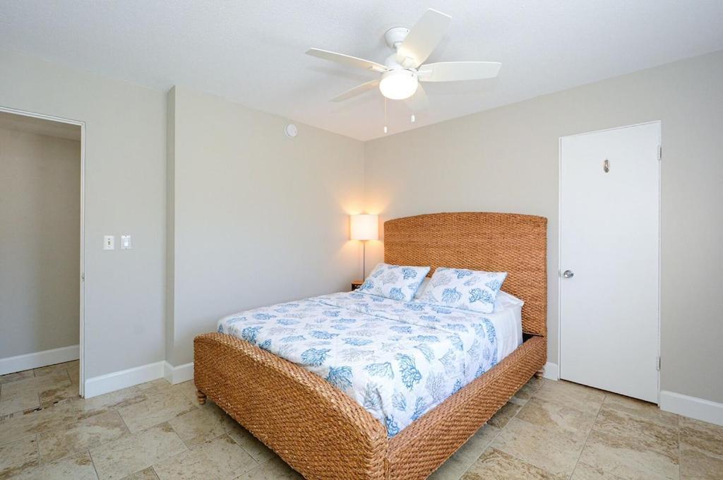 Canal 309 - Right In Siesta Key Village! Bagian luar foto